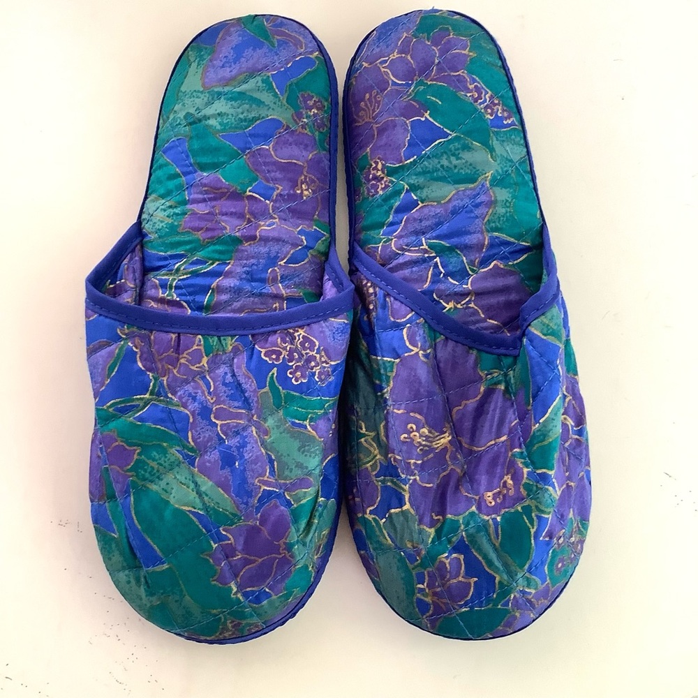 Vintage blue Chinese slippers